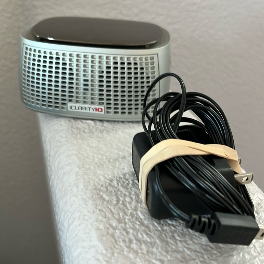 Monster bluetooth portable speaker